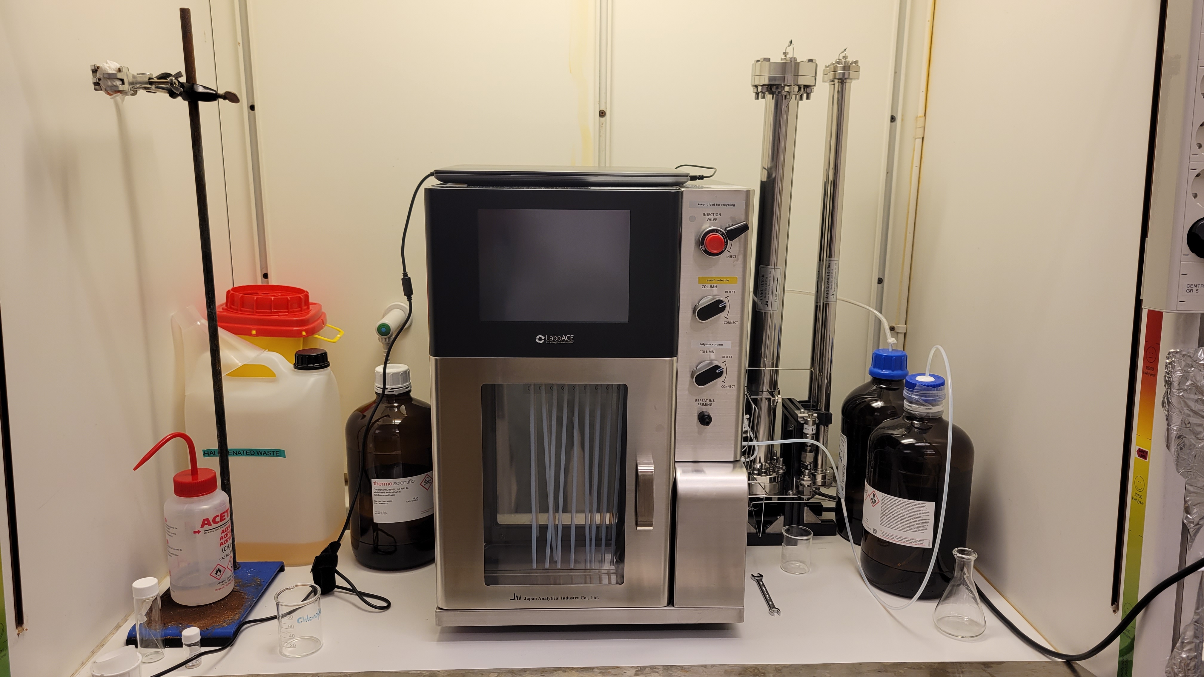 Picture of Preparative Recycling HPLC